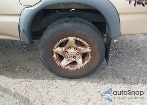 2001 Toyota Tacoma Base V6 from USA, damaged, VIN 5TEWN72NX1Z816602